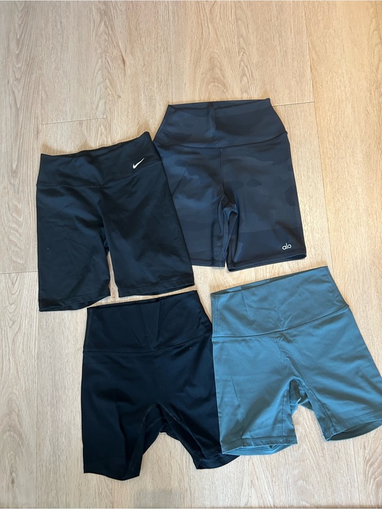 ALO Yoga Pants - 4 Biker Shorts - Alo, Nike and Amazon